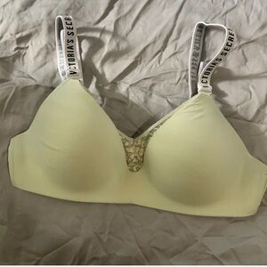 Victoria’s Secret Wireless bra